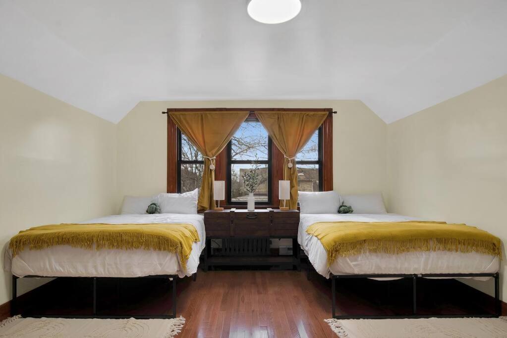 Golden Gem In Heart Of East Rock Quiet 3Br Near Dt And Yale Διαμέρισμα New Haven Εξωτερικό φωτογραφία