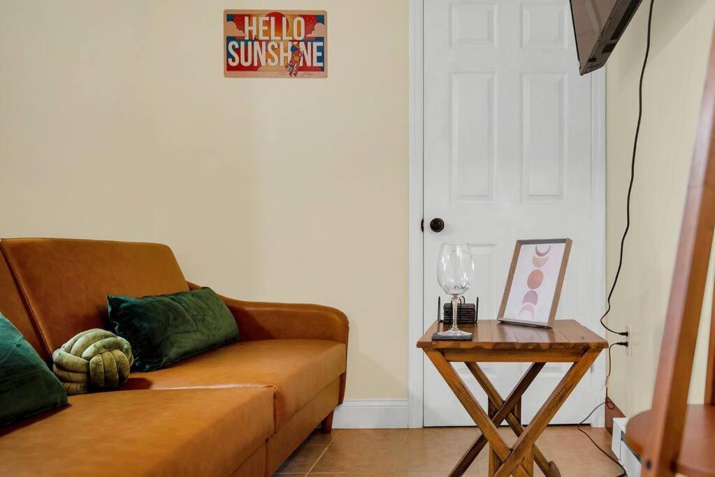 Golden Gem In Heart Of East Rock Quiet 3Br Near Dt And Yale Διαμέρισμα New Haven Εξωτερικό φωτογραφία