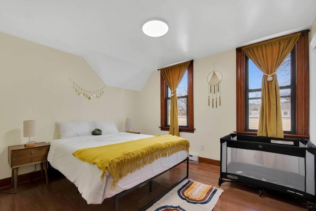Golden Gem In Heart Of East Rock Quiet 3Br Near Dt And Yale Διαμέρισμα New Haven Εξωτερικό φωτογραφία